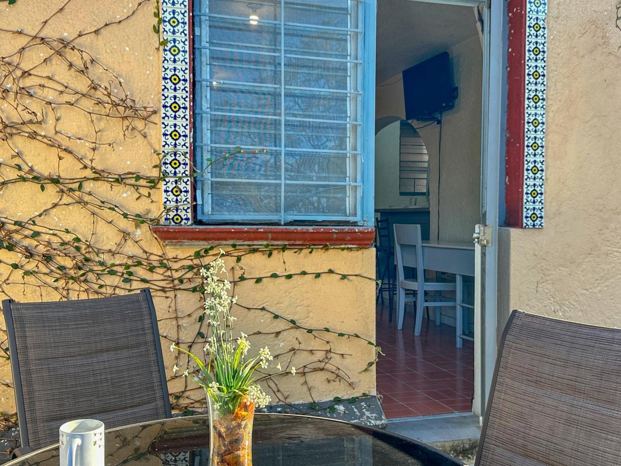 Suite Con Terraza En En El Corazon De Chapalita 11 Guadalajara Bagian luar foto